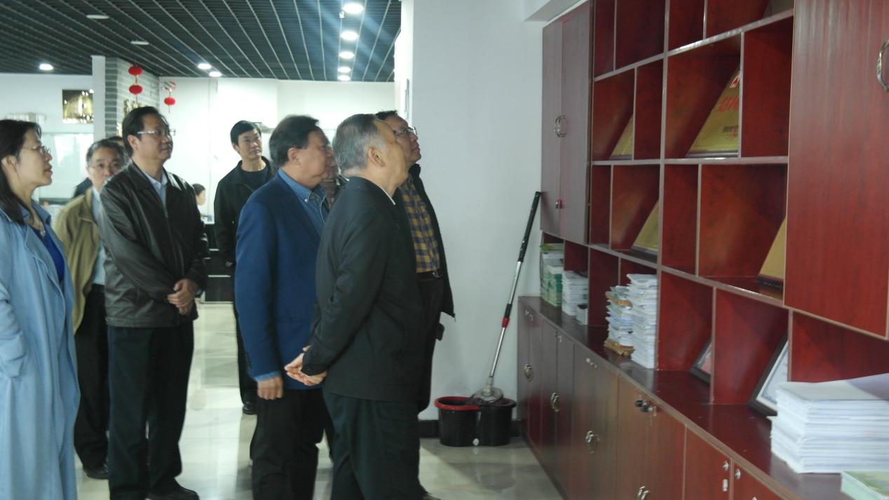 1574060371271324.jpg 1574060371271324.jpg